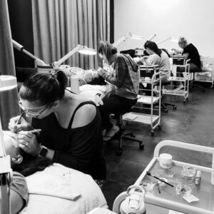 Lash Extension Training E'lan Lashes